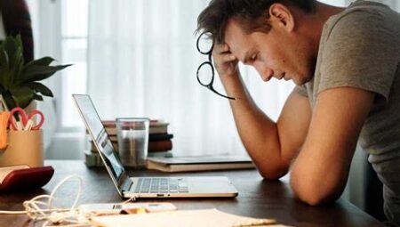 Sınav Haftasında Stresi Kontrol Altına Almanın Yolları